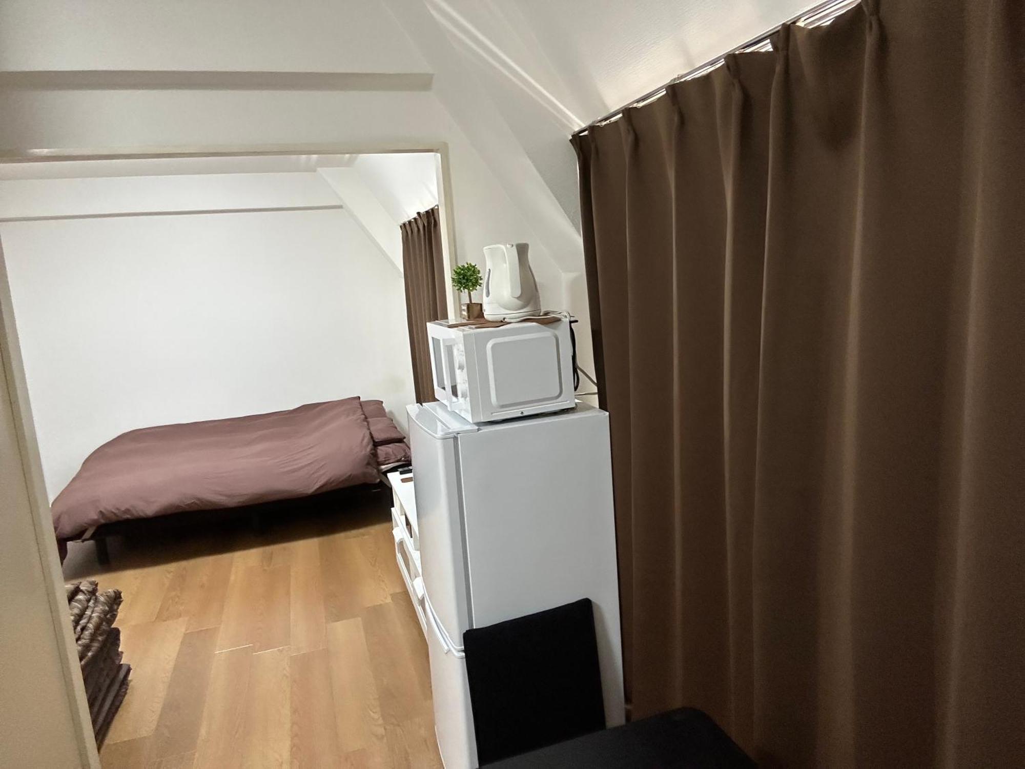 Guest House Zwell Hakata Ohori Park Fukuoka  Exterior foto
